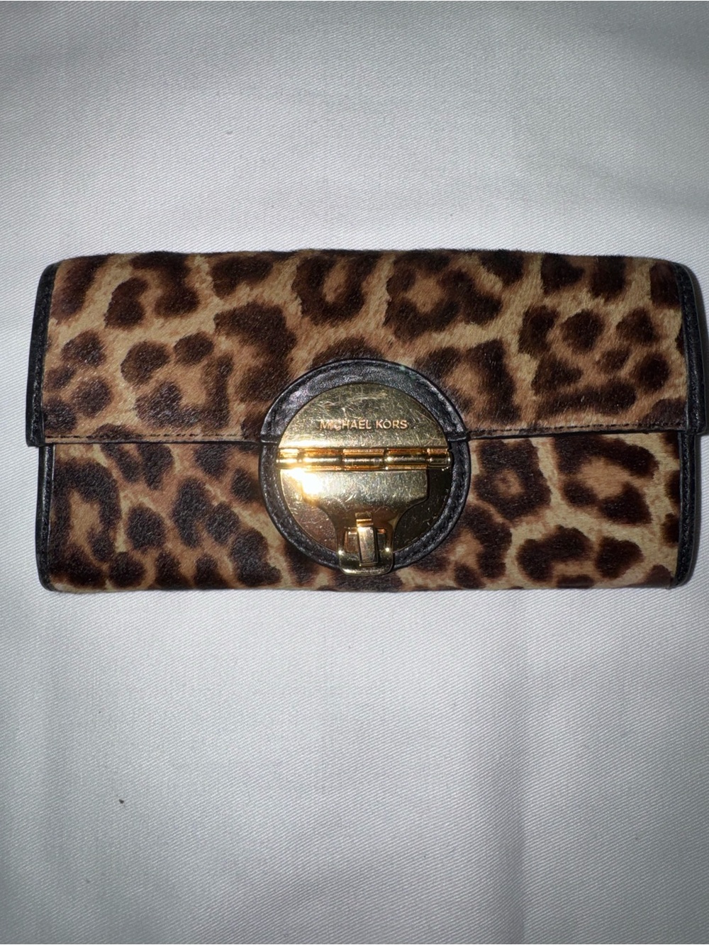 Michael Kors Leopard Haircalf Leather Turn Lock Wallet Clutch - Picture 3 of 13